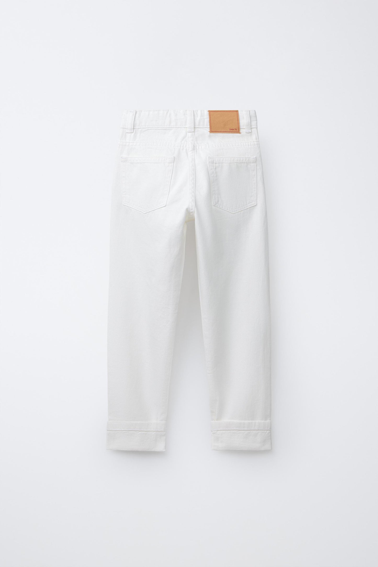 STRAIGHT LEG JEANS - WHITE