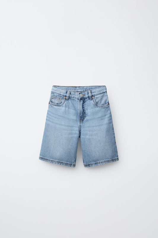 DENIM SHORTS - LIGHT BLUE