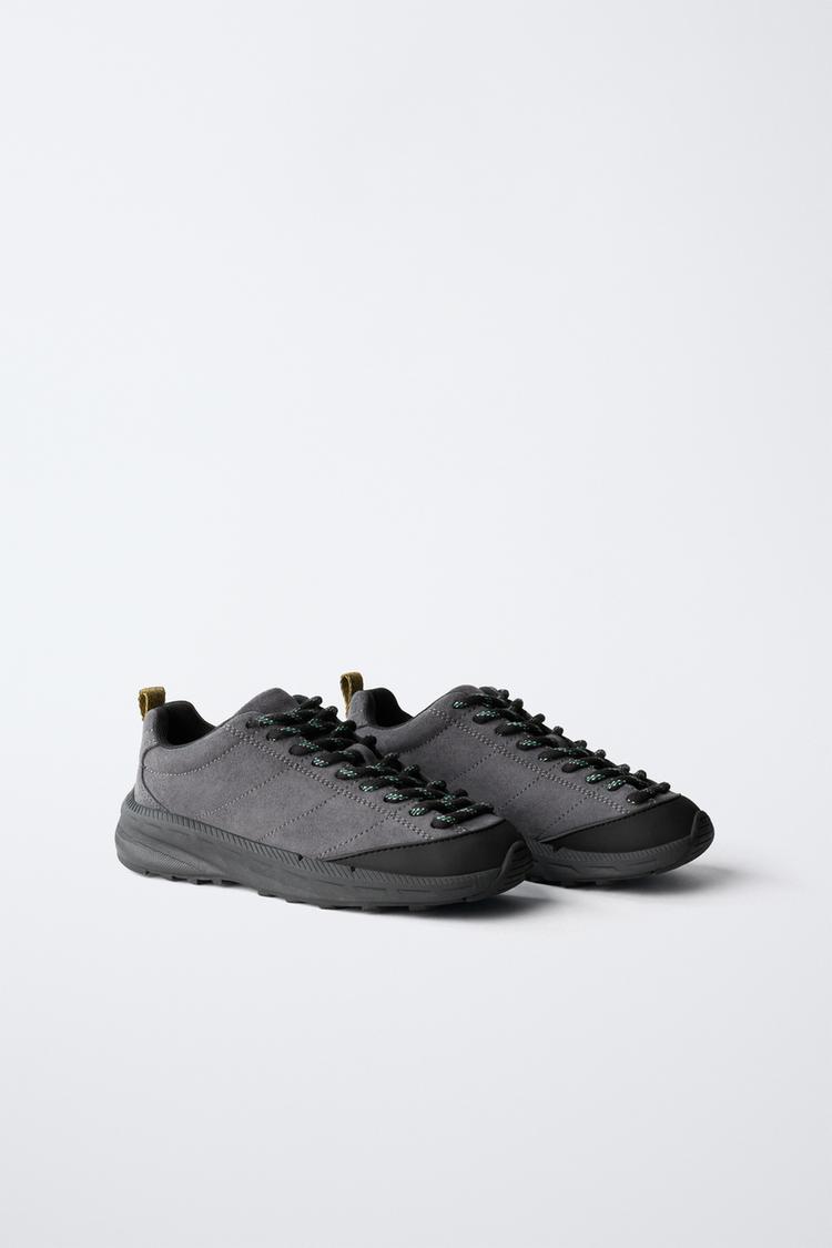 TECHNICAL TRAINERS - BLACK