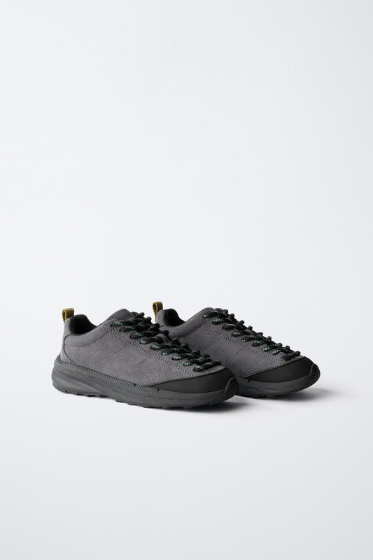 TECHNICAL TRAINERS - BLACK