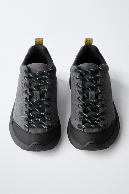TECHNICAL TRAINERS - BLACK