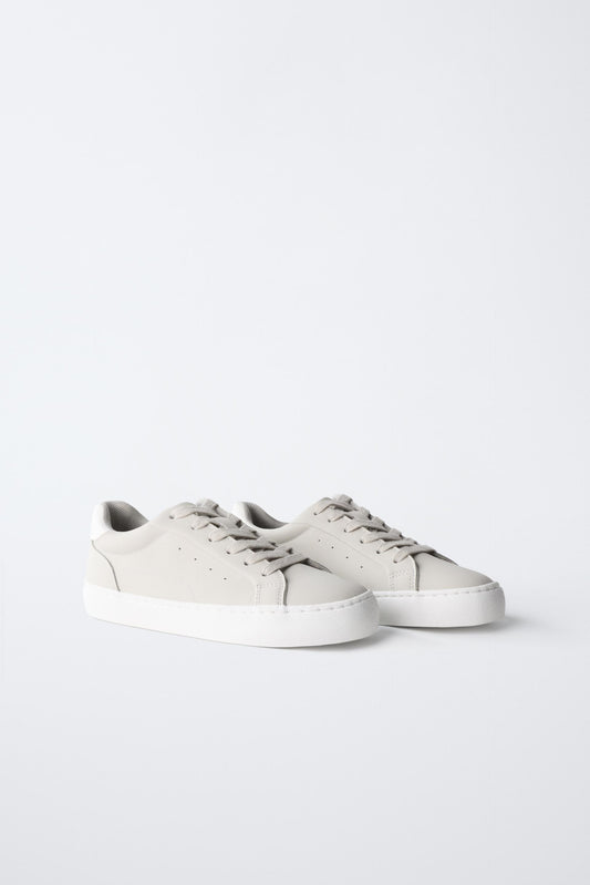 SOFT ESSENTIAL TRAINER - GREY