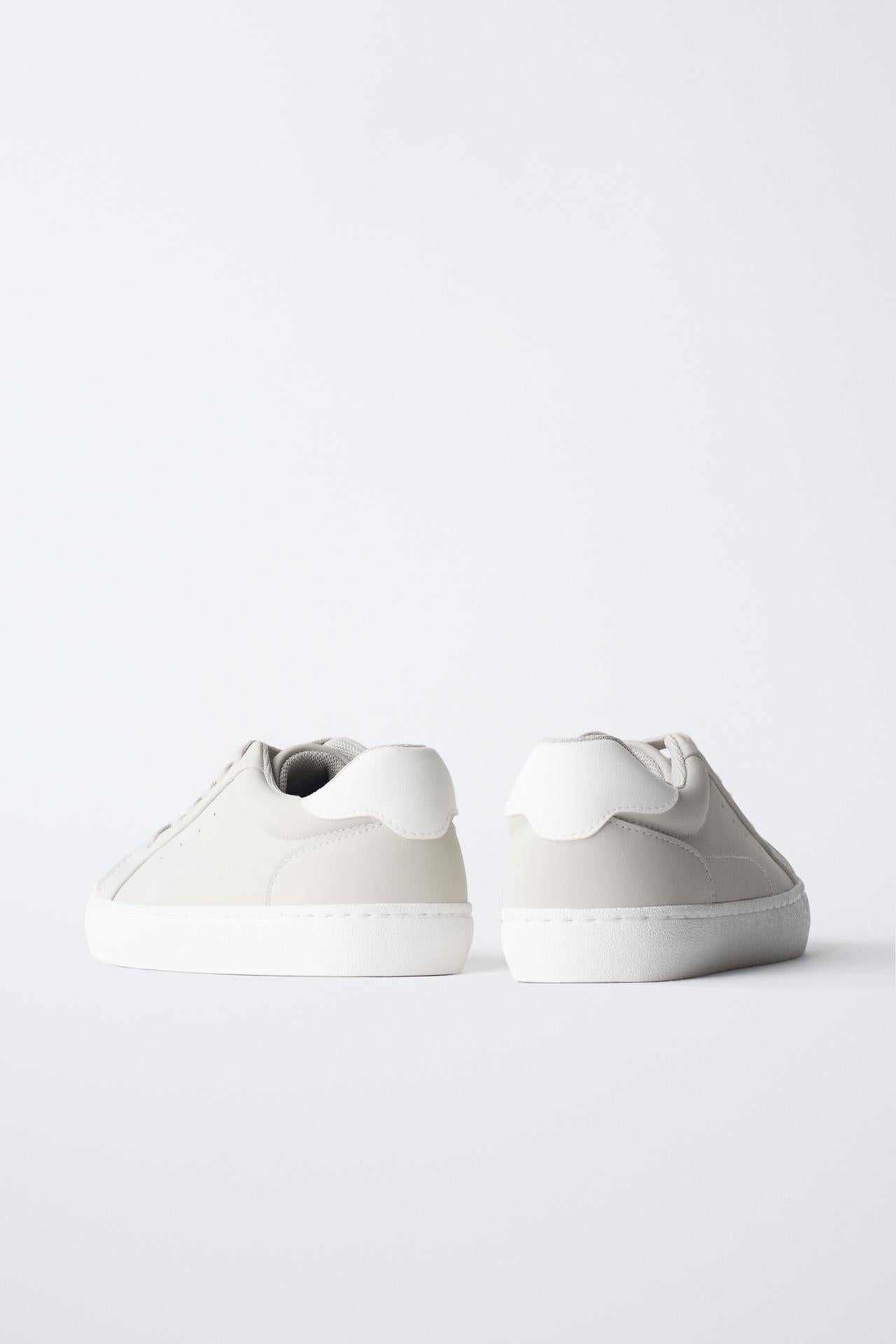 SOFT ESSENTIAL TRAINER - GREY