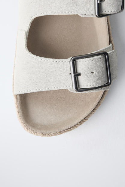 BY THE BEACH SANDALS - CREAM