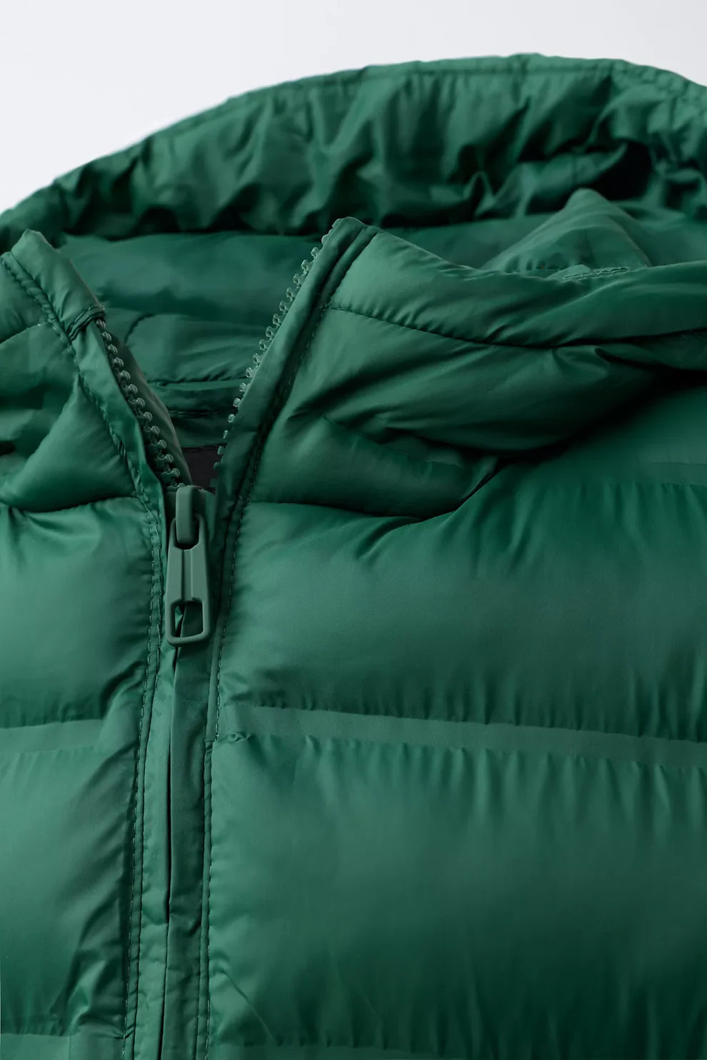 MATTE PUFFER - FOREST GREEN
