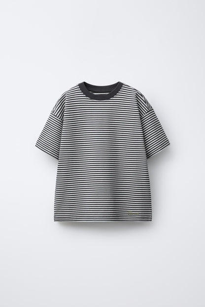 STRIPED SHORT SLEEVE - BLACK